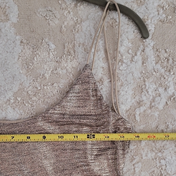 Alice + Olivia Delora Metallic Gold Midi Dress Size 2 Bodycon Cocktail Formal - Picture 11 of 16